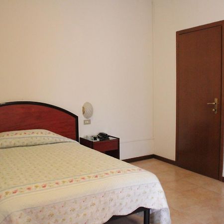 Nuovo Hotel San Martino Snc Casalecchio Di Reno Rom bilde