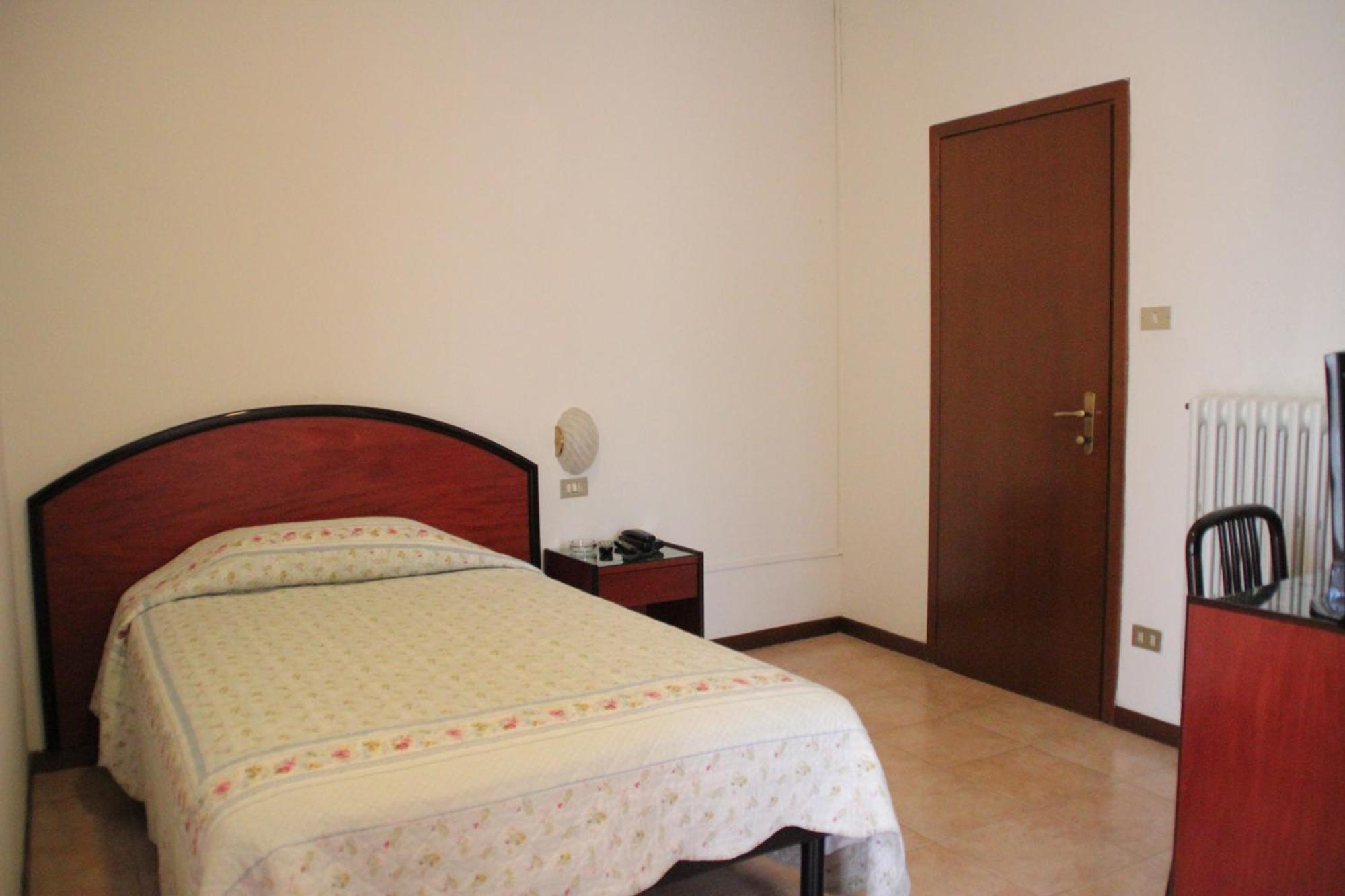 Nuovo Hotel San Martino Snc Casalecchio Di Reno Rom bilde